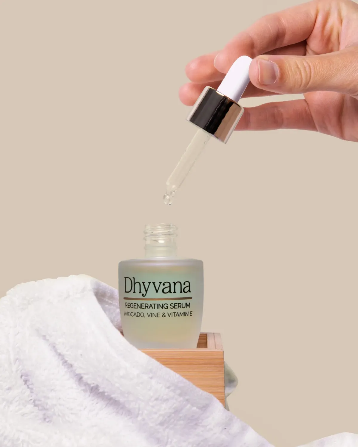 Dhyvana Efecto Total Anti-Aging Serum