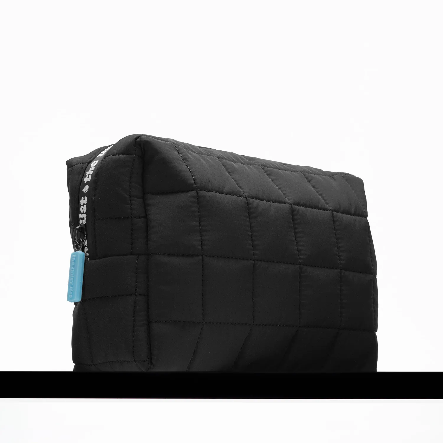 The INKEY List Washbag Kosmetiktasche schwarz strapazierfähig