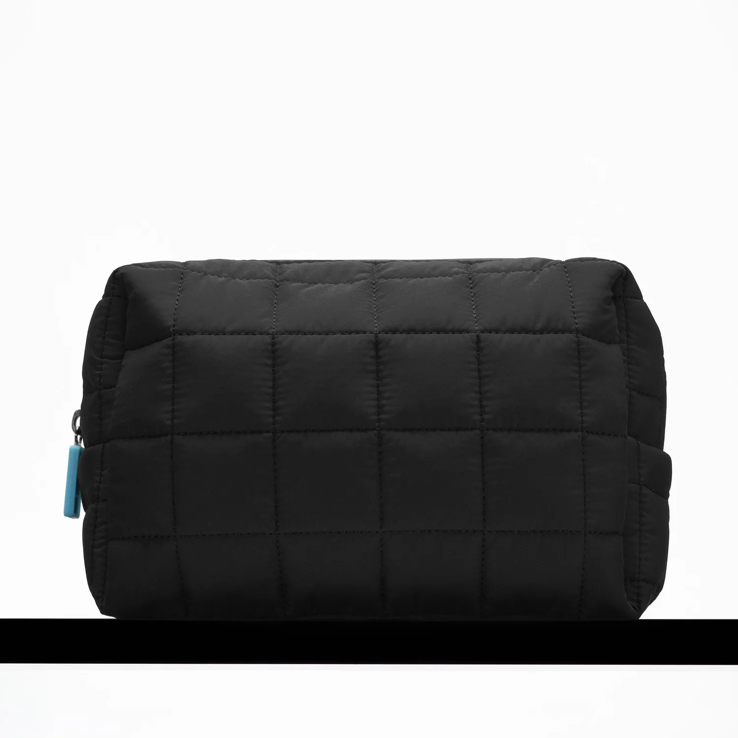 The INKEY List Washbag Kosmetiktasche schwarz strapazierfähig