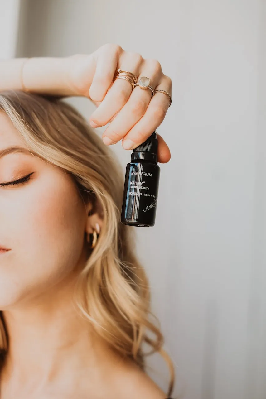 Kahina Giving Beauty Eye Serum Augenserum 15ml Peptide