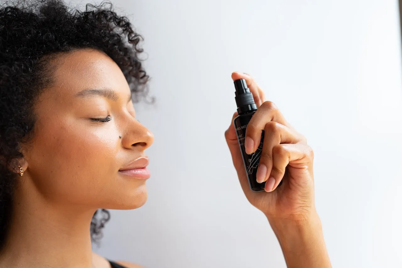 Kahina Giving Beauty Toning Mist Gesichtsspray 50 ml Hyaluron